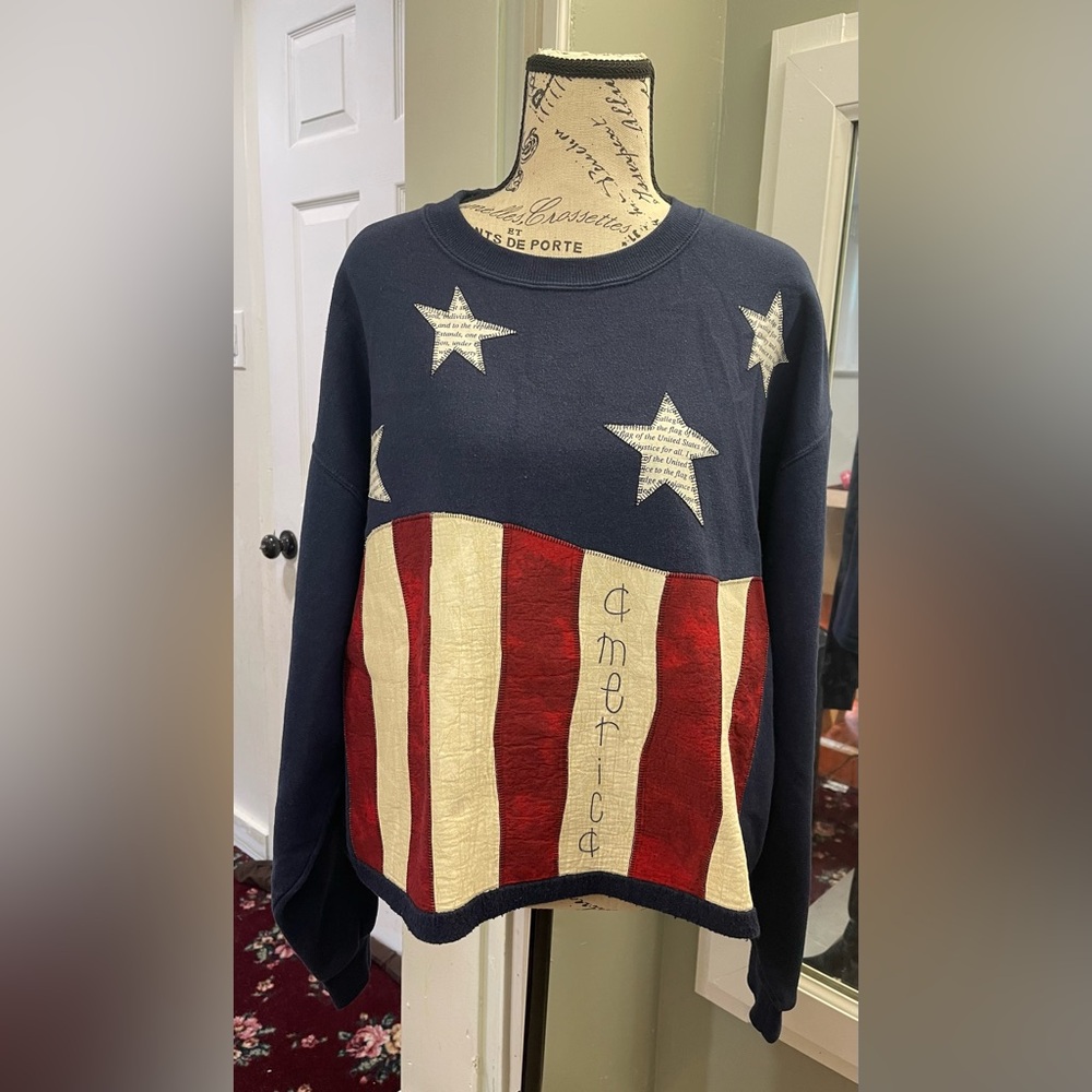 Vintage Jerzees Navy Sweatshirt with Red and Cream Accents